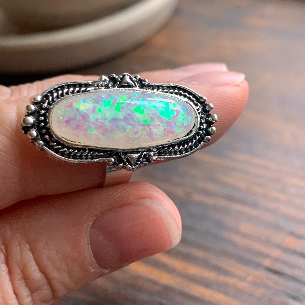 ✨NWT✨Large Opal Sterling Silver Ring